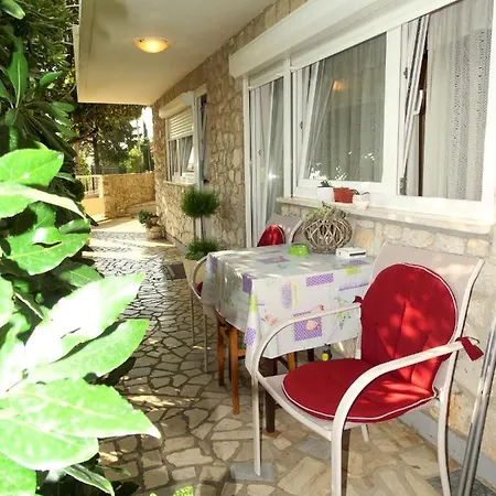 30053 - Veljacic * Crikvenica