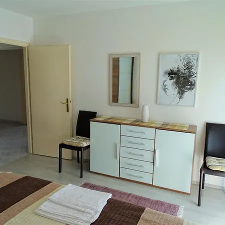 30053 - Veljacic Apartment