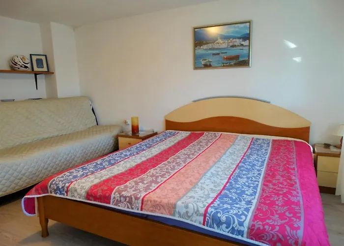 30053 - Veljacic * Crikvenica